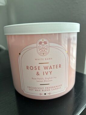 White Barn Rose Water & Ivy Candle